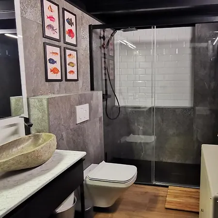 Loft Duplex Santa Catalina Con Parking * ヒホン